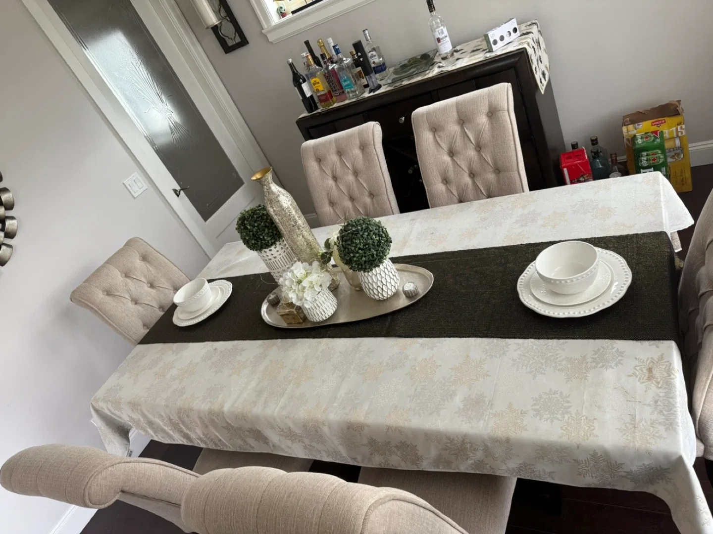 Dining Table with 6 Upholstered Chairs image indicator(7)