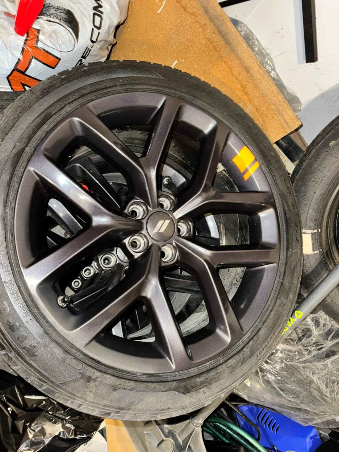 Dodge charger/challenger oem Rims & Tires - Set of 4 image indicator(2)