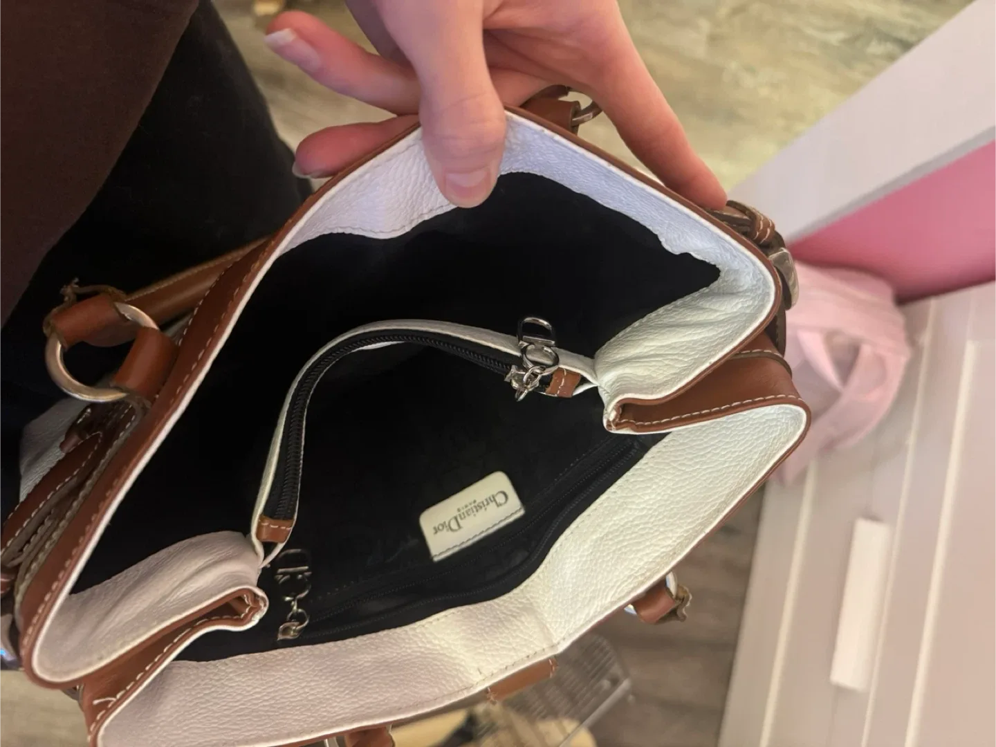 Christian Dior White & Brown Leather Handbag image indicator(4)