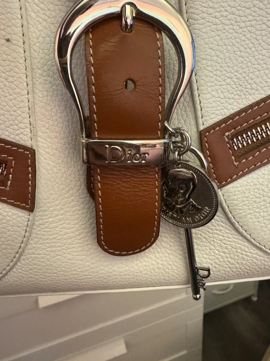 Christian Dior White & Brown Leather Handbag image indicator(3)