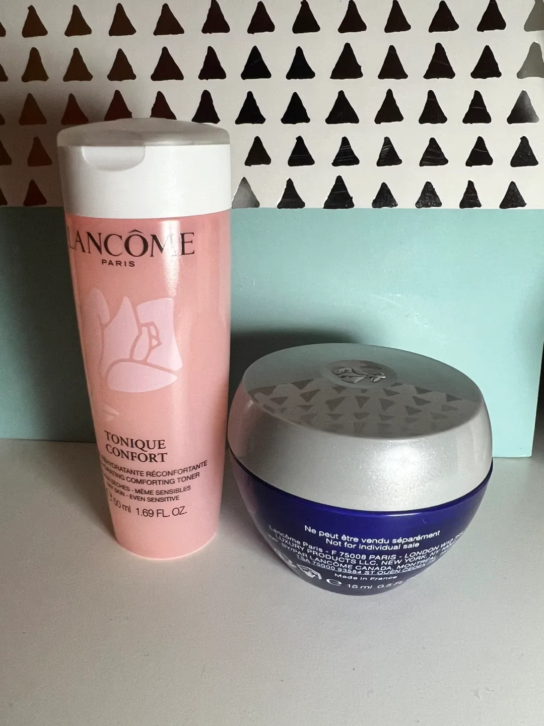 Lancôme Tonique Confort & Rénergie Multi-Lift Nuit image indicator(2)