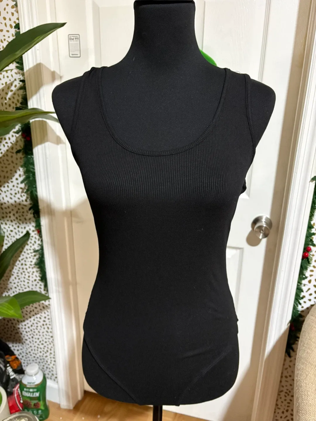 Mangopop Black Ribbed Bodysuit - Size L