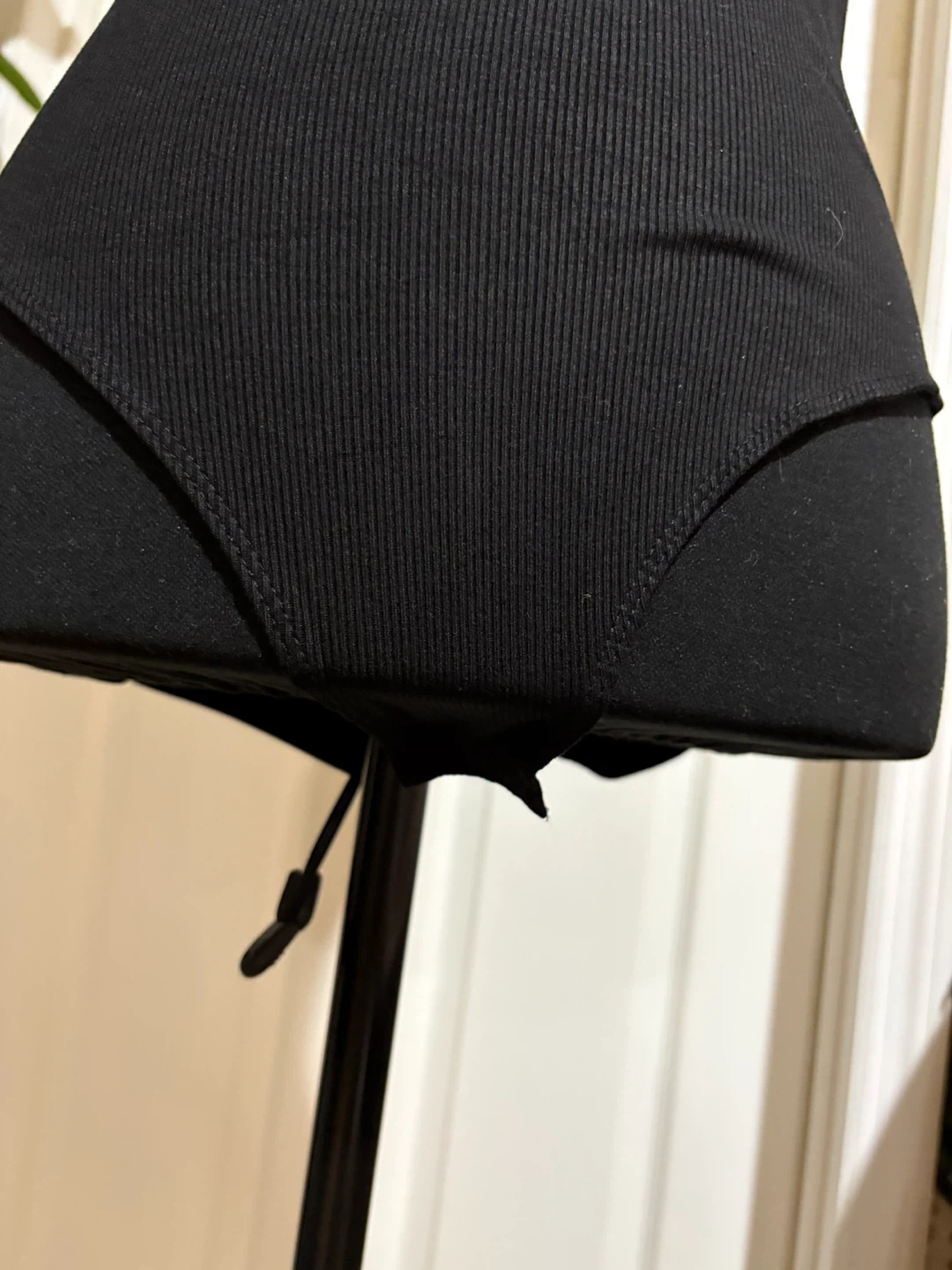 Mangopop Black Ribbed Bodysuit - Size L - photo 2