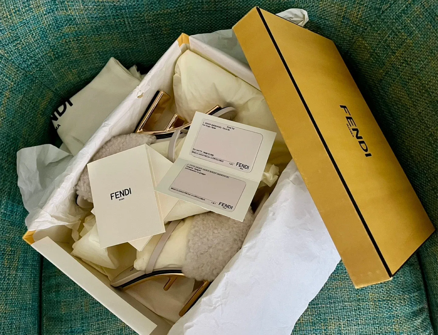 Authentic Fendi Shearling Slides Size 37 image indicator(5)