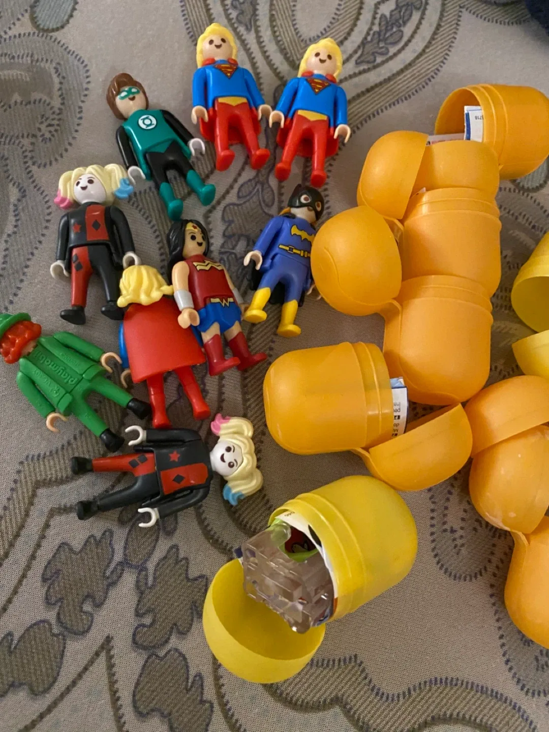 Playmobil DC Comics Figures kinder  Surprise Eggs