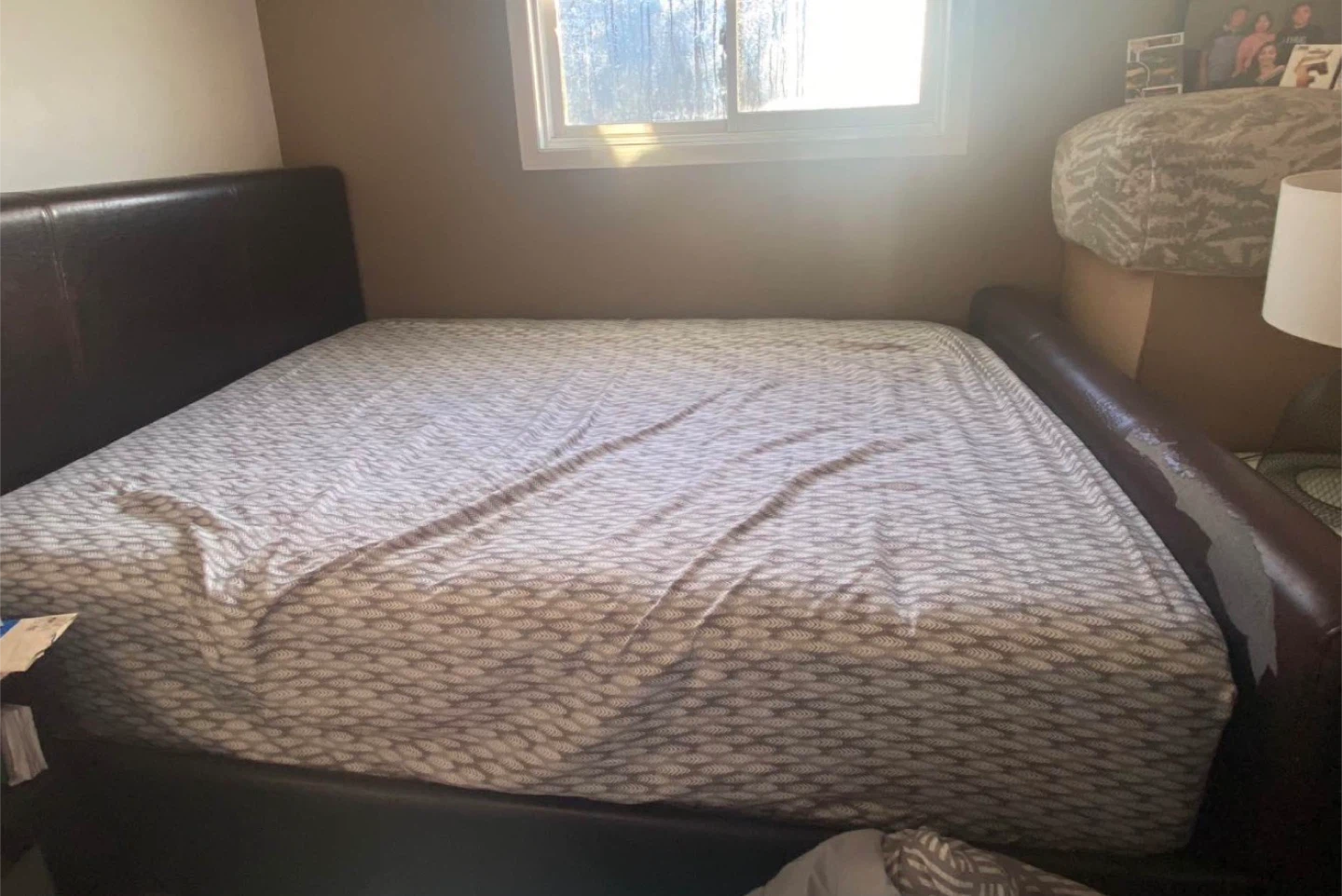 Queen Size Brown Leather Bed Frame & Mattress - photo 2