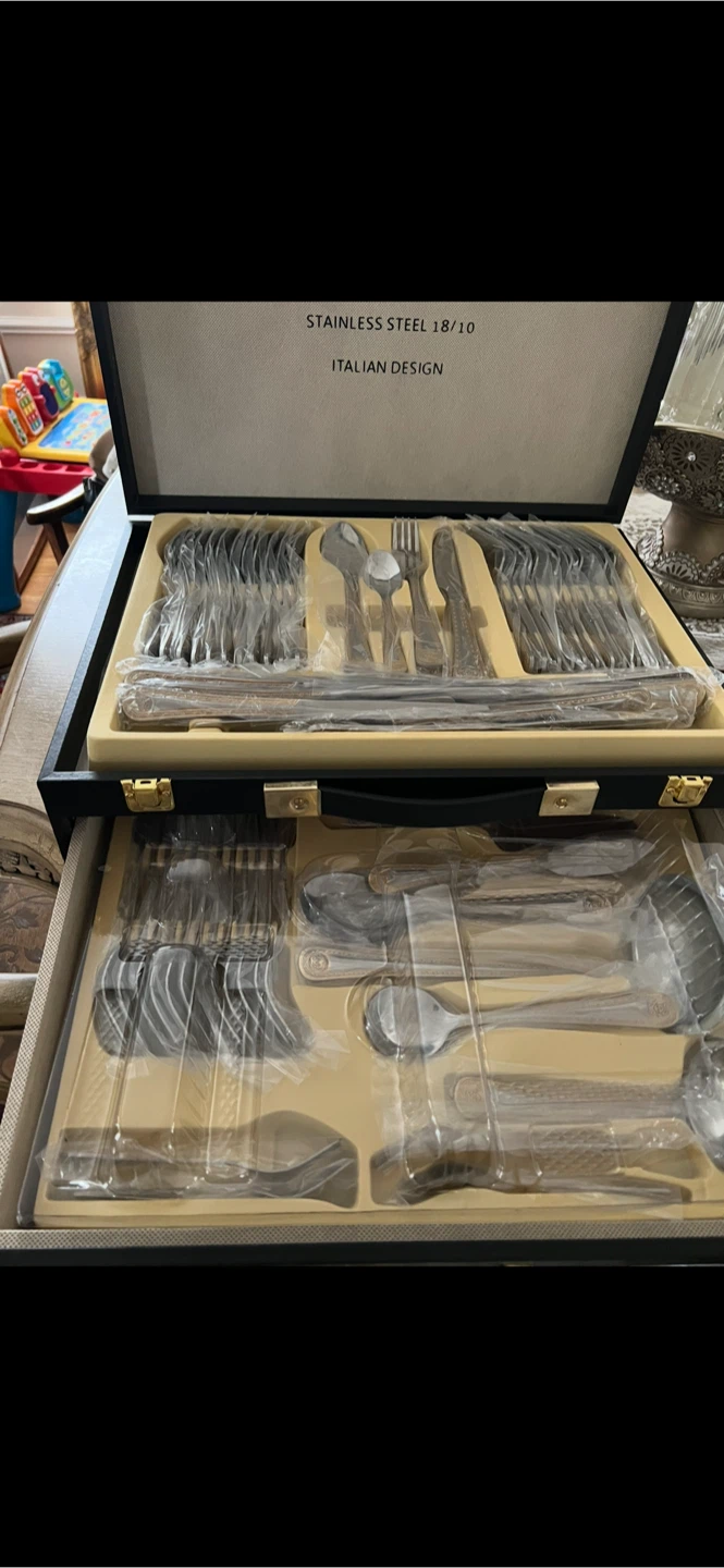 Assorted Home Decor Items - photo 2