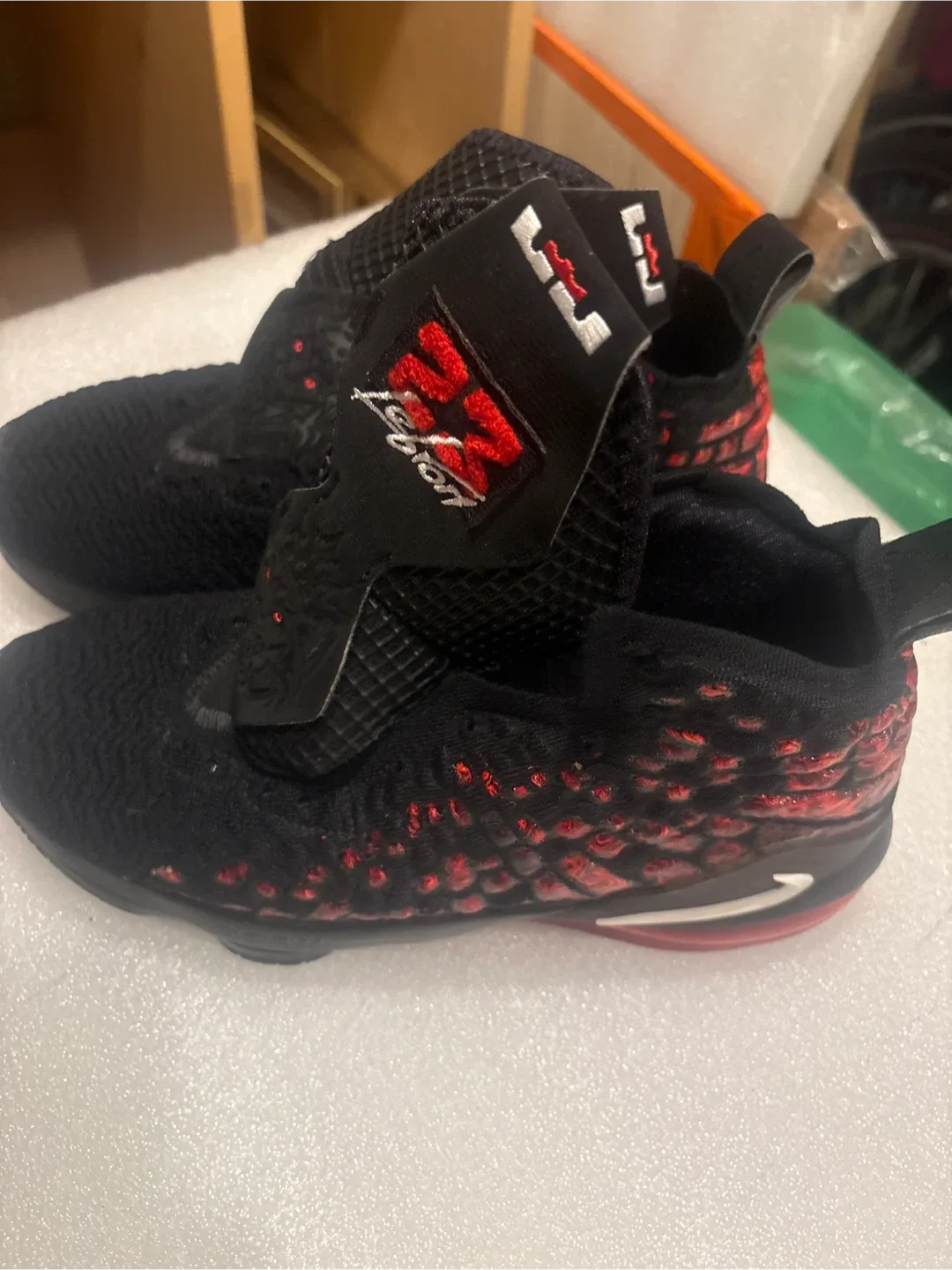 Nike Woven Sneakers - US 8 6.5  4 image indicator(4)