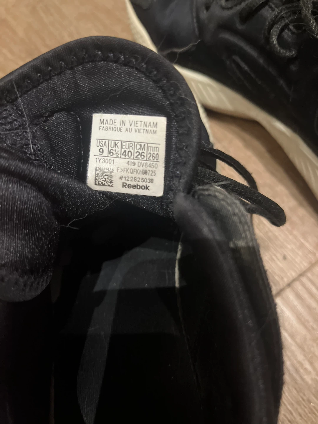 Reebok Black Running Shoes - Size 9 - photo 3