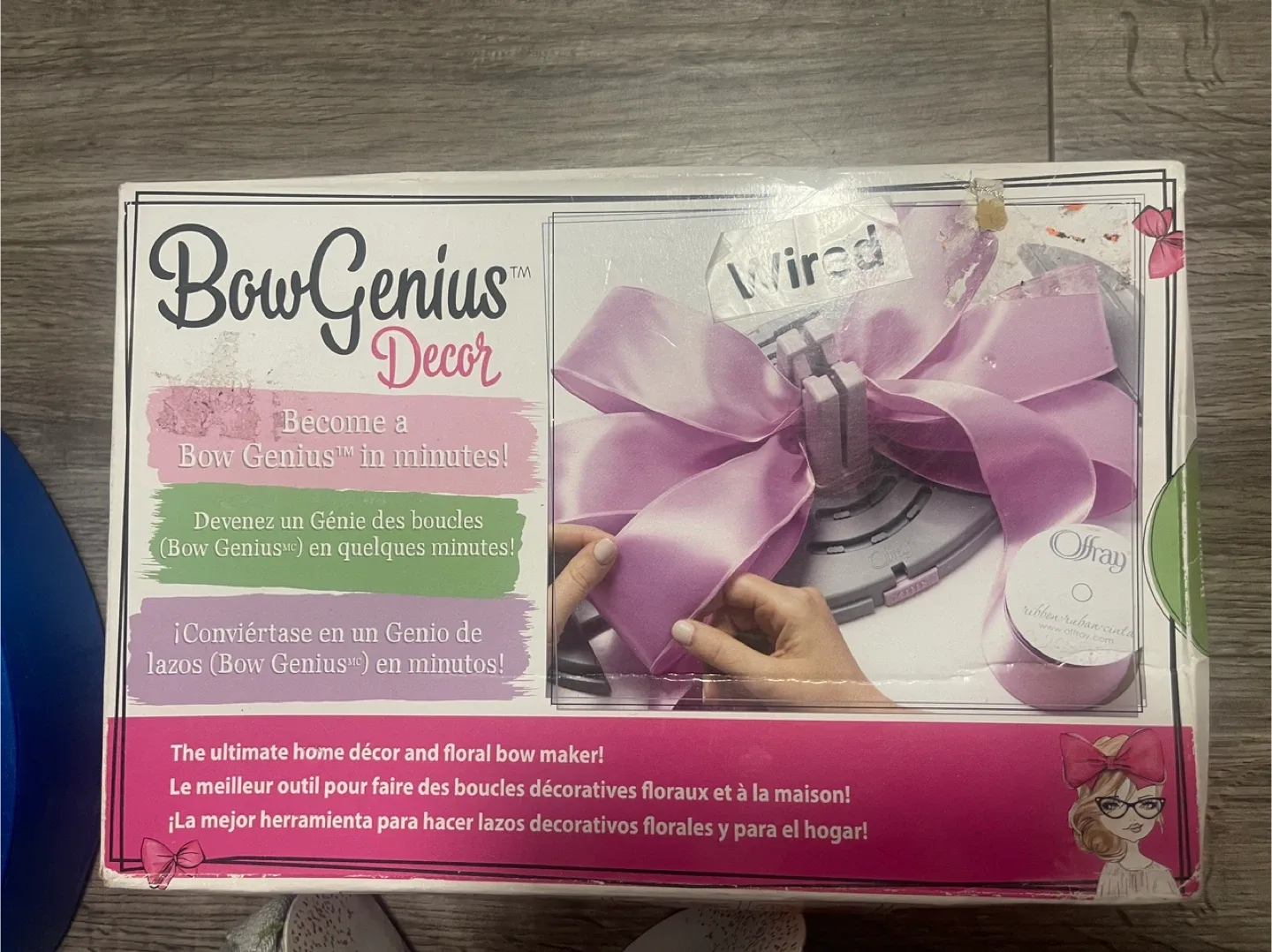 Bow Genius Decor with Ribbon Rolls image indicator(2)