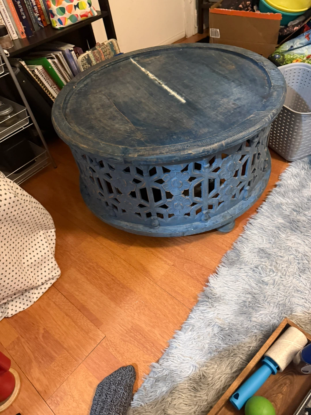 Blue Round Carved Wood Coffee Table - photo 2