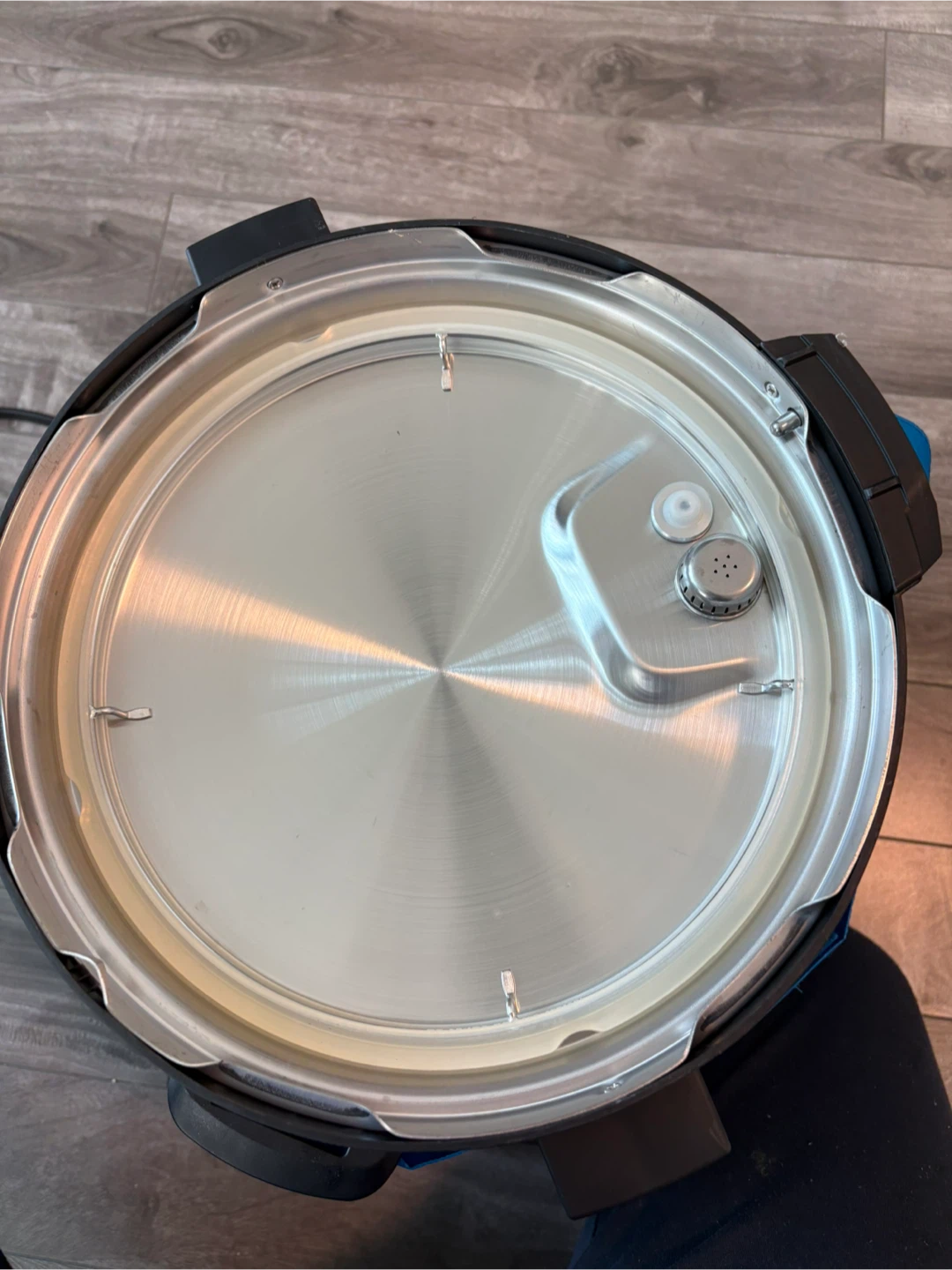 Instant Pot Pressure Cooker 8 Quarts(7.6 litres) - photo 3