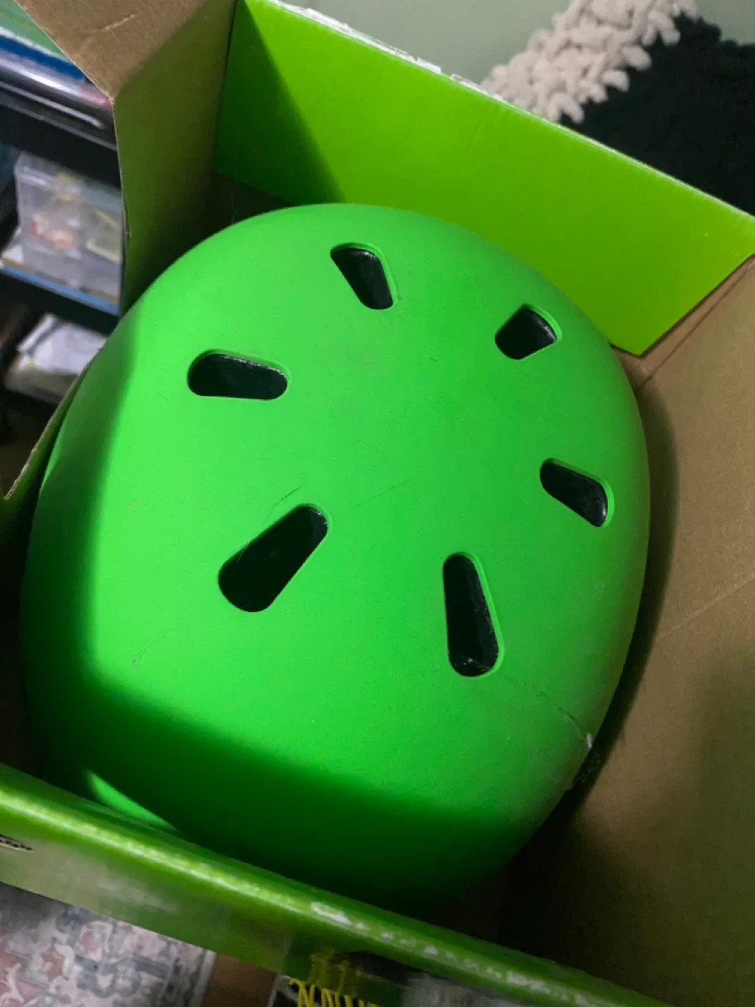 Capix Protective Gear 3 Pack & Green Helmet (Adult L) image indicator(2)