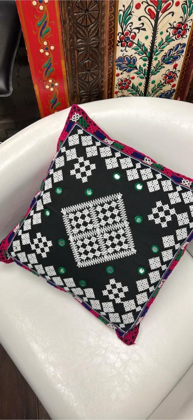 Handmade Embroidered Accent Pillows cover image indicator(4)