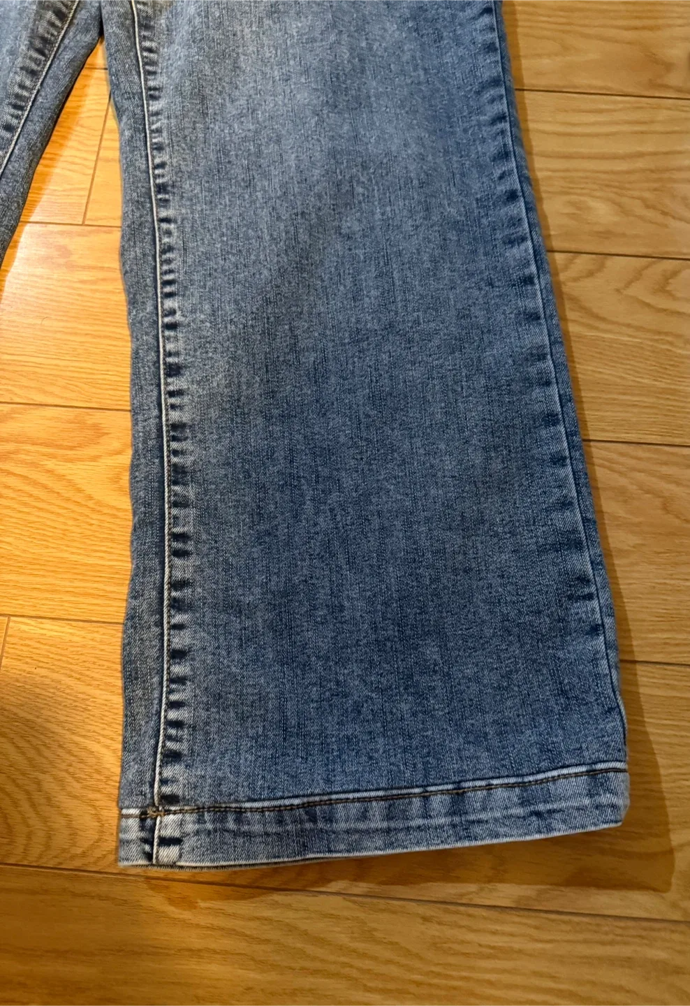 Women Wide Leg Jeans - Size 10 image indicator(3)