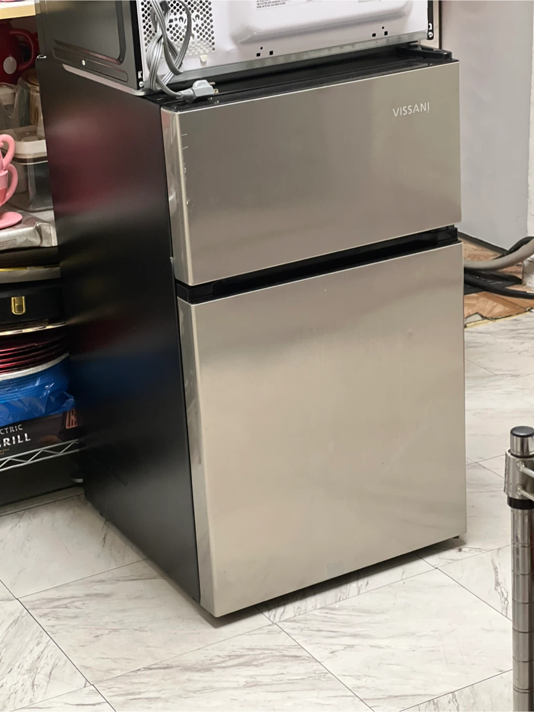 Vissani Compact Refrigerator - Black/Stainless
