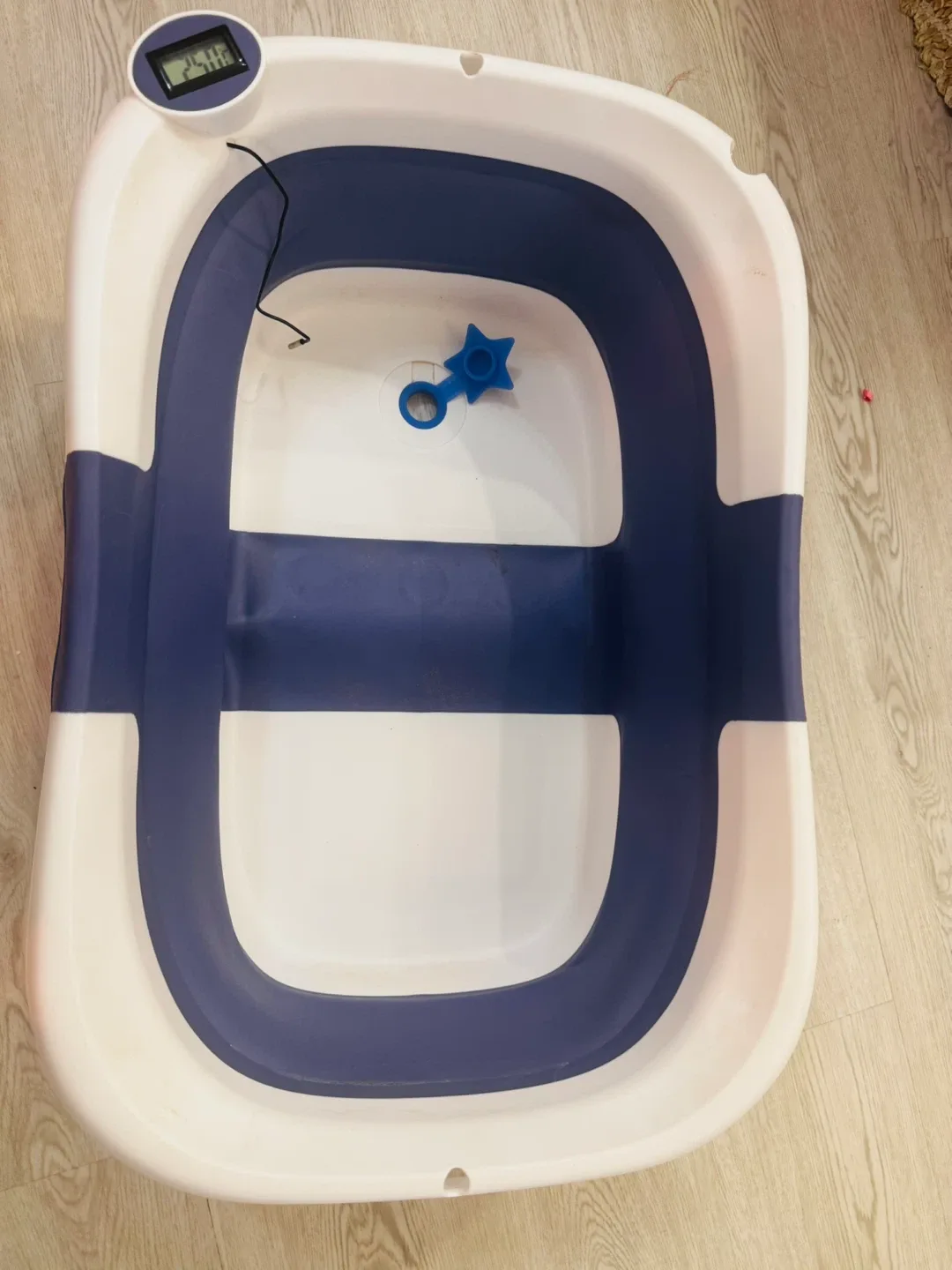 Foldable Baby Bathtub - Blue & White