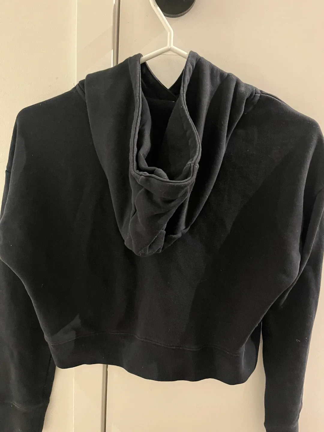 Nike Black Cropped Hoodie - Size XL image indicator(3)