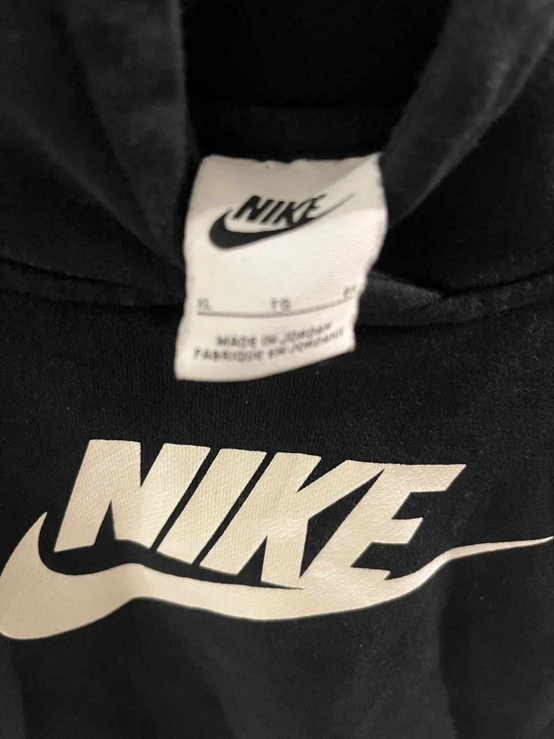 Nike Black Cropped Hoodie - Size XL image indicator(2)