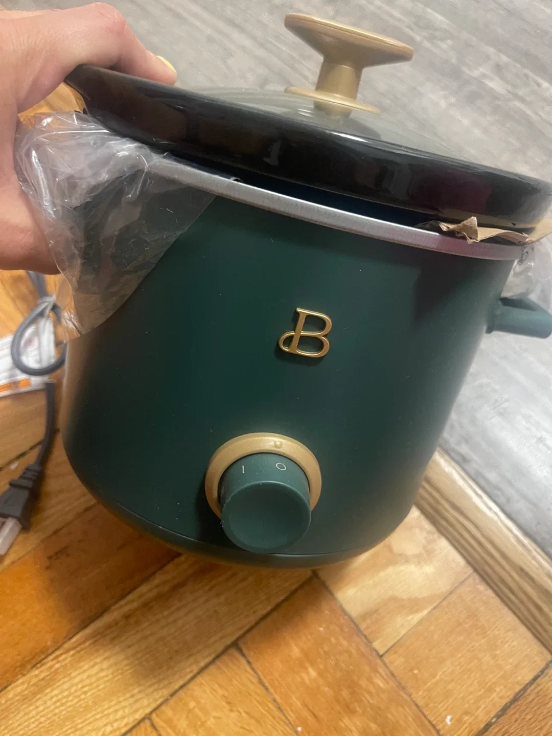 New Beautiful by Drew Barrymore Slow Cooker Green image indicator(2)