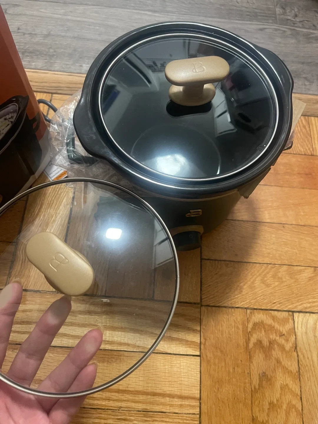 New Beautiful by Drew Barrymore Slow Cooker Green image indicator(4)