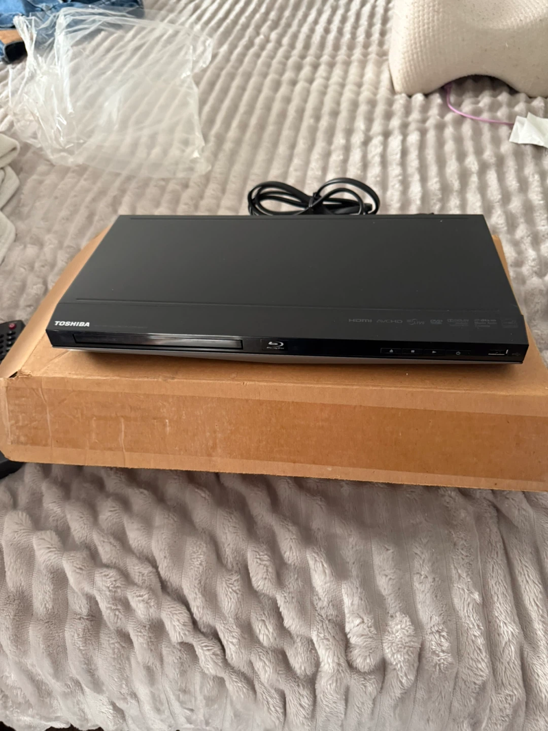 Toshiba DVD Player with Remote - Like New! - photo 2