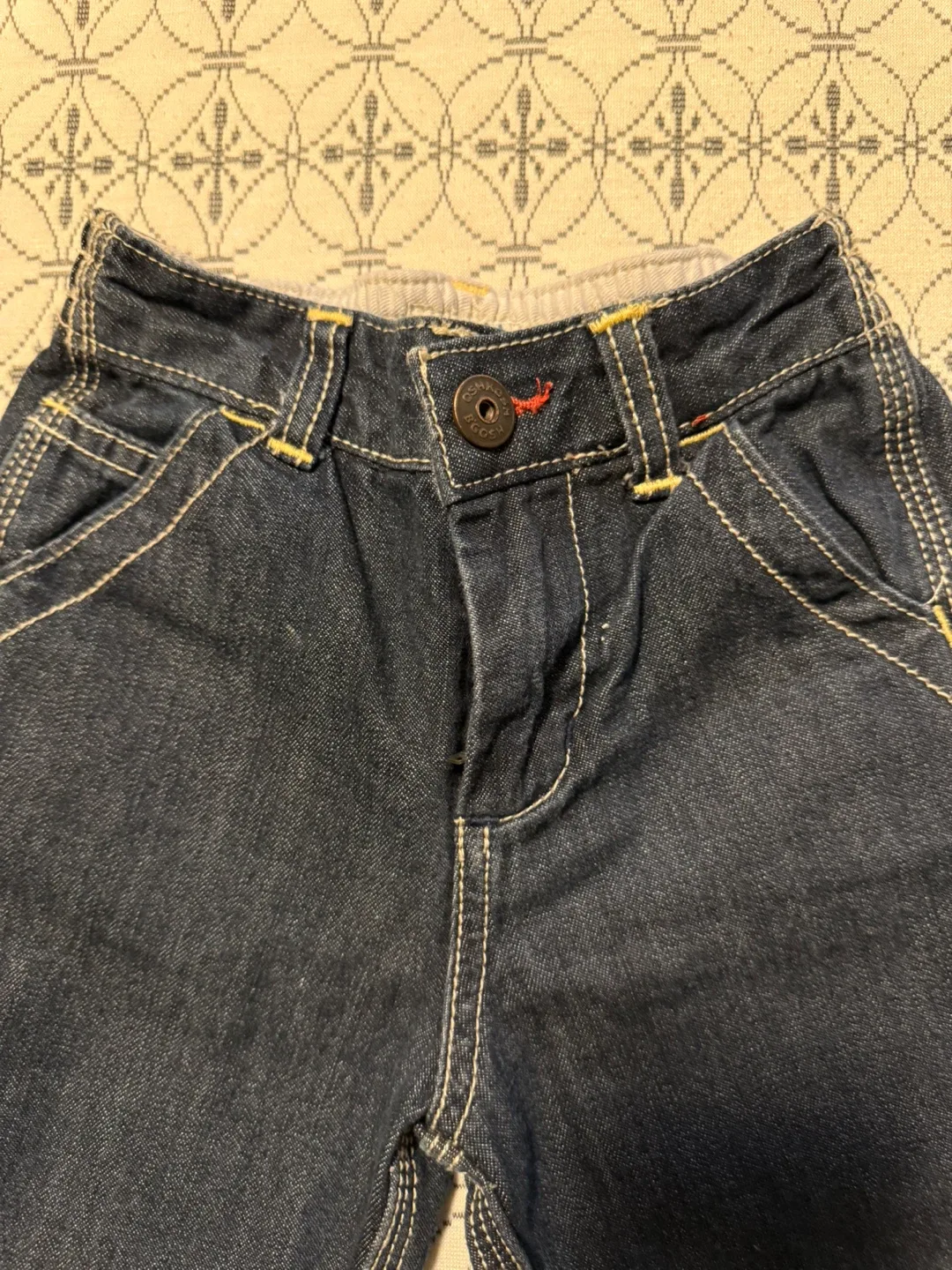 OshKosh Toddler jeans and button up shirt set- Size 3T image indicator(5)