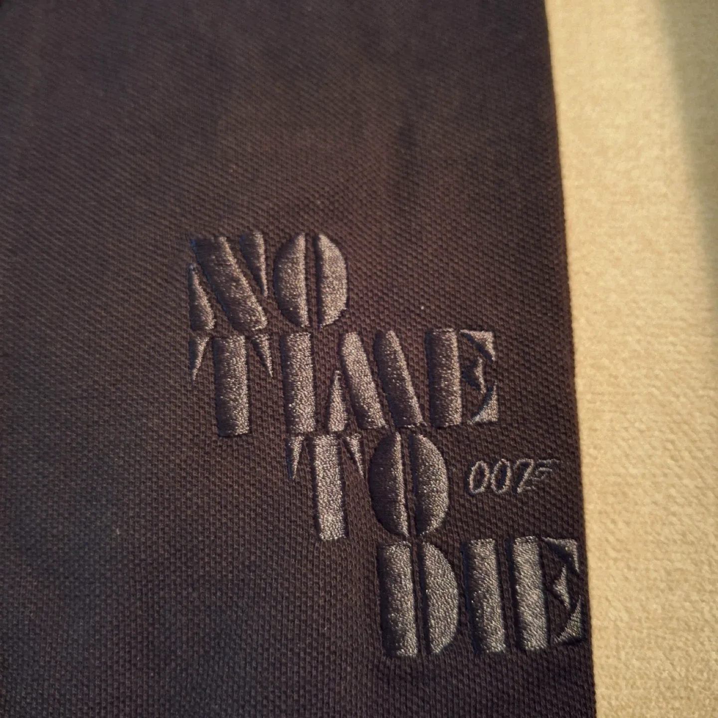 No Time To Die 007 Polo - Size L - New image indicator(2)