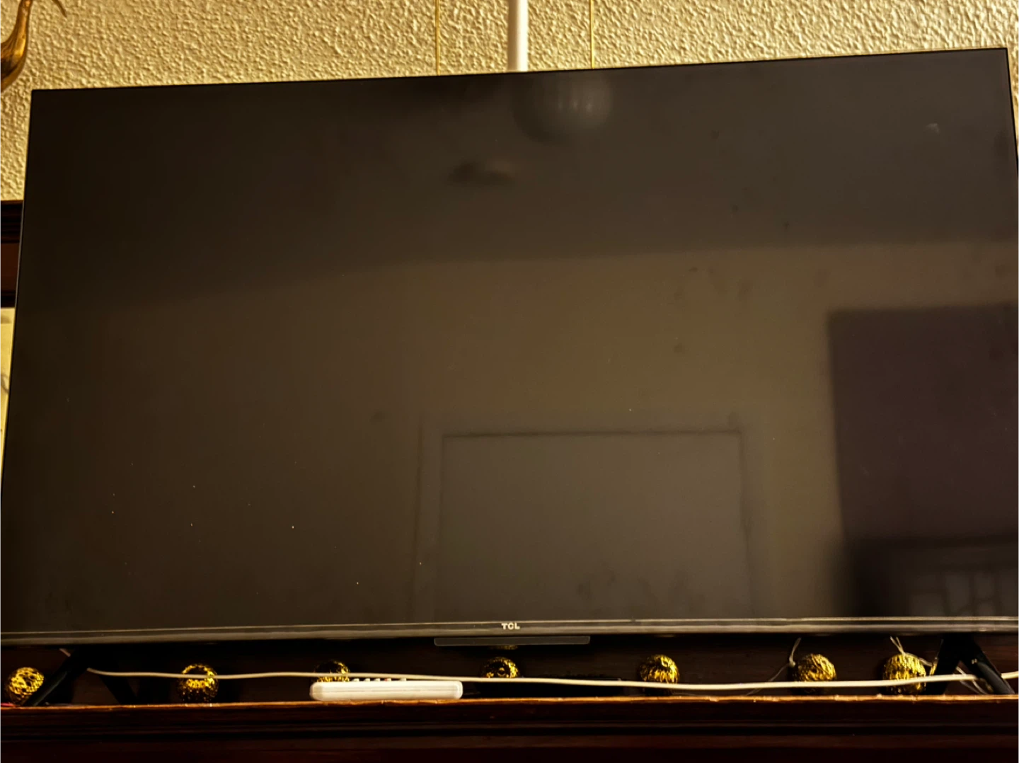 43 inch Roku TV (needs new backlight)