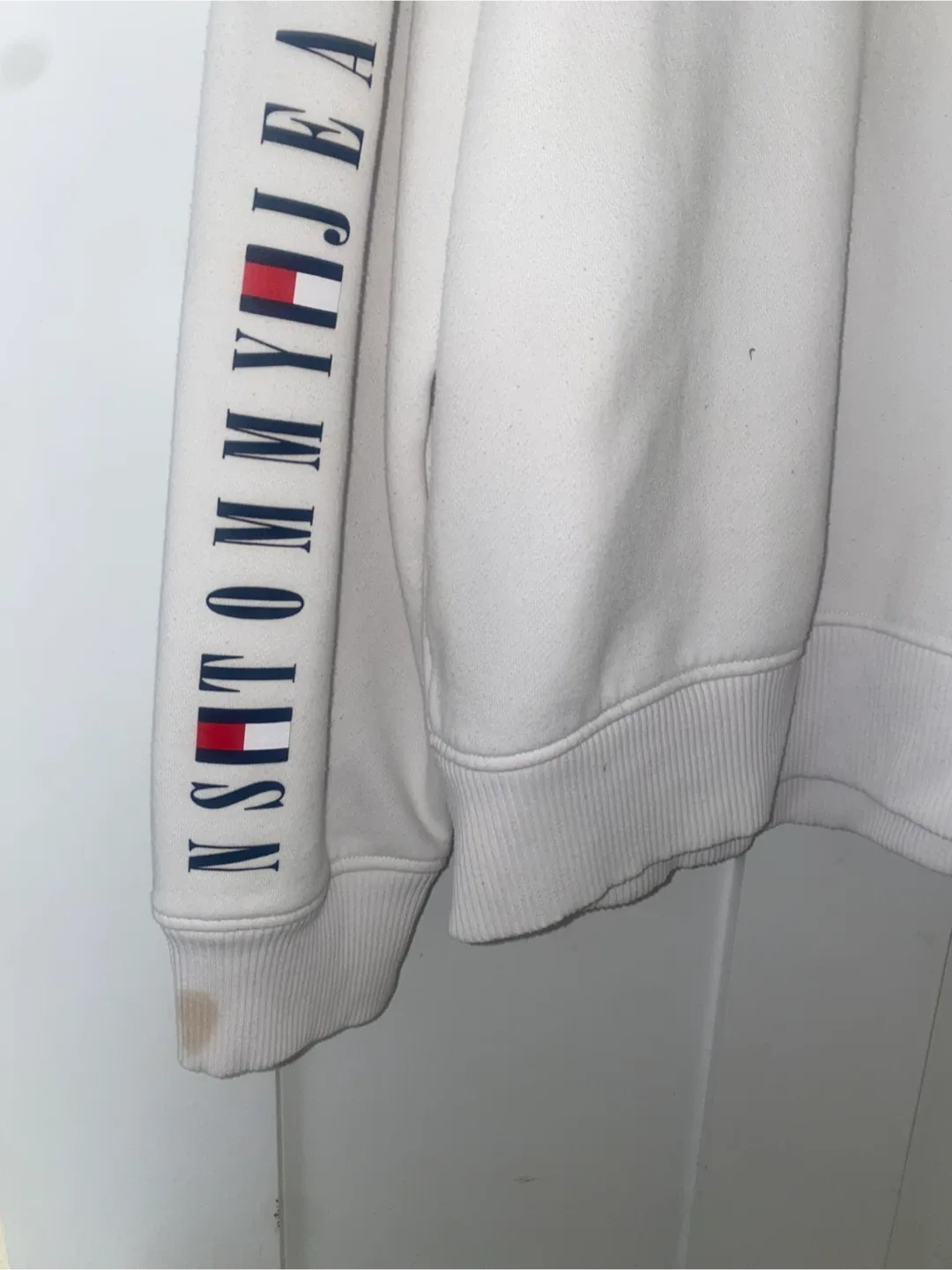 Tommy Jeans White Crewneck Sweatshirt Size S image indicator(2)