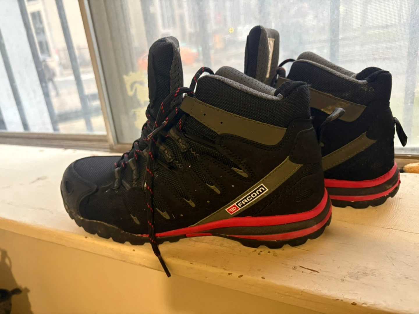 Facom Black & Red Hiking Boots - photo 2
