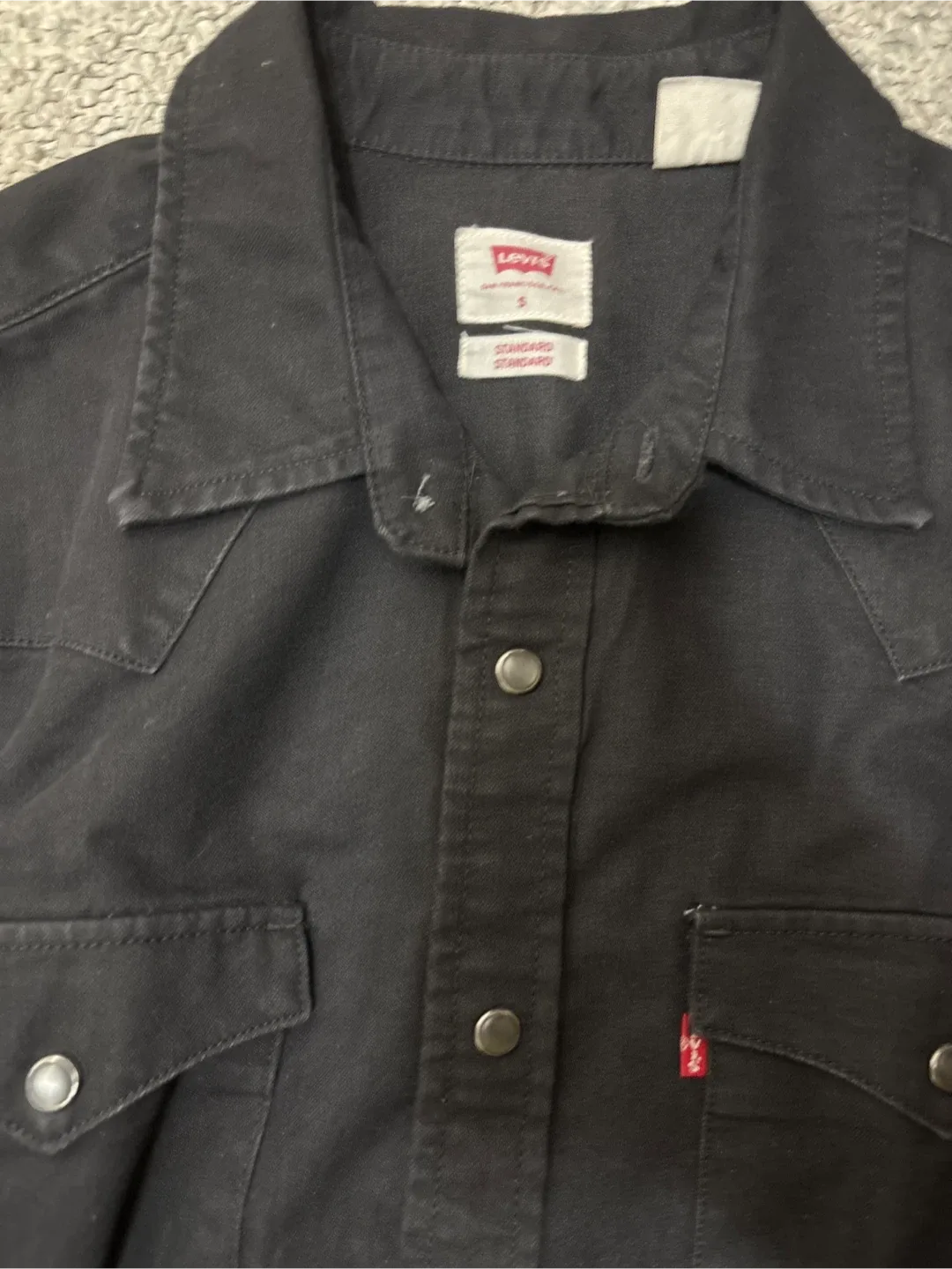 Levi's & GUESS Denim Shirts - Size S image indicator(6)