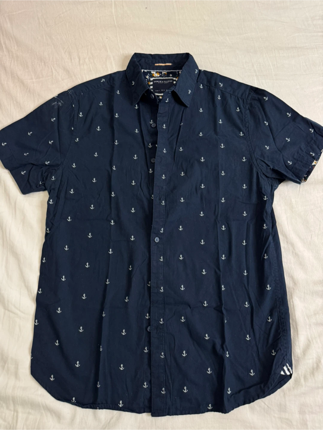 Mens short-sleeve shirt
