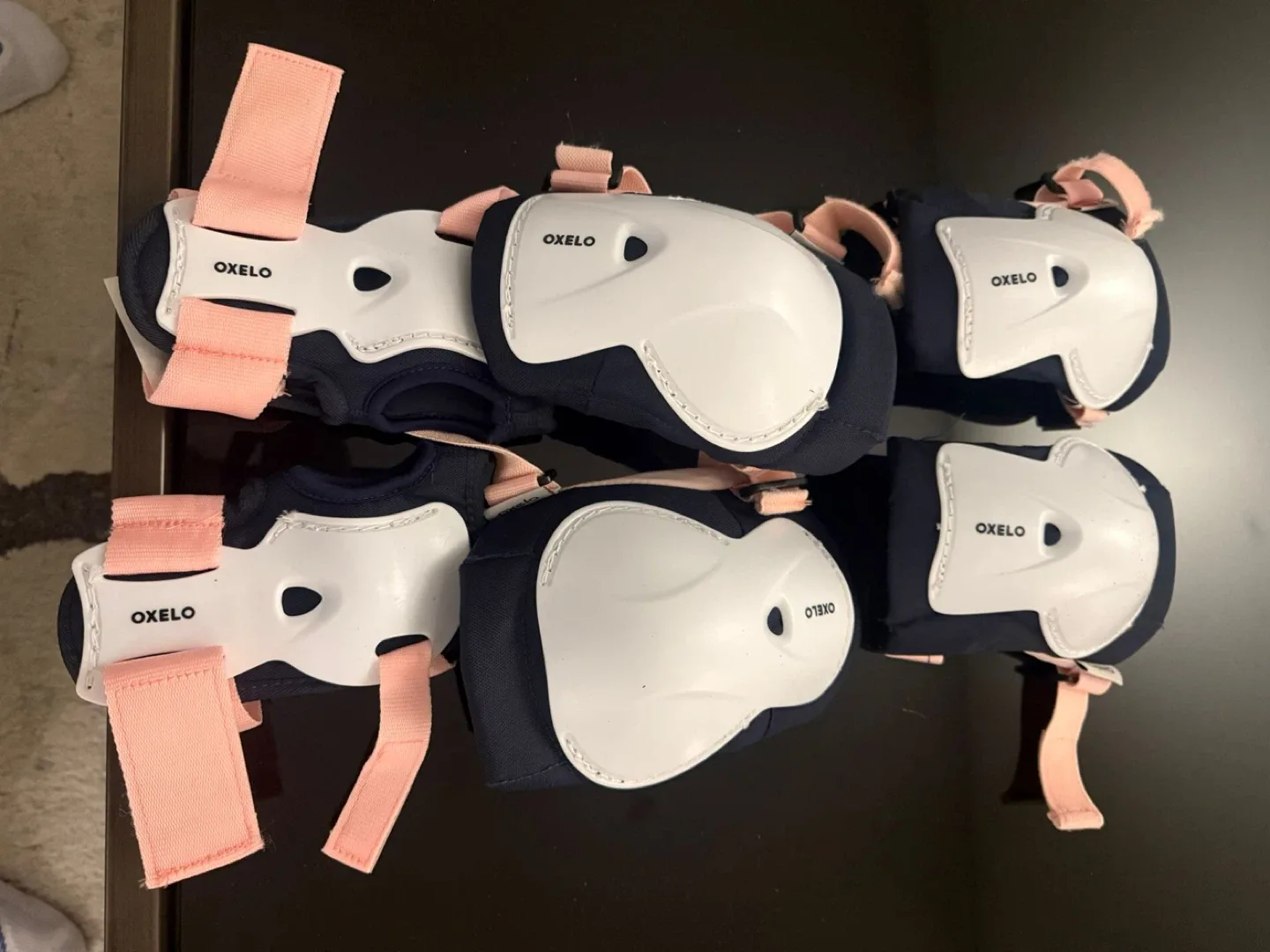 Oxelo Roller Skates Size 32-35 with Pads image indicator(3)