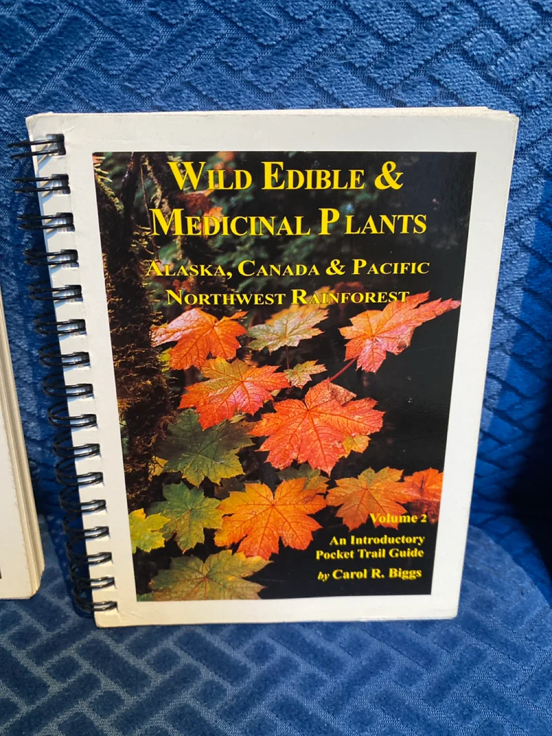 5 Alaska Books about Plants & Animals image indicator(3)