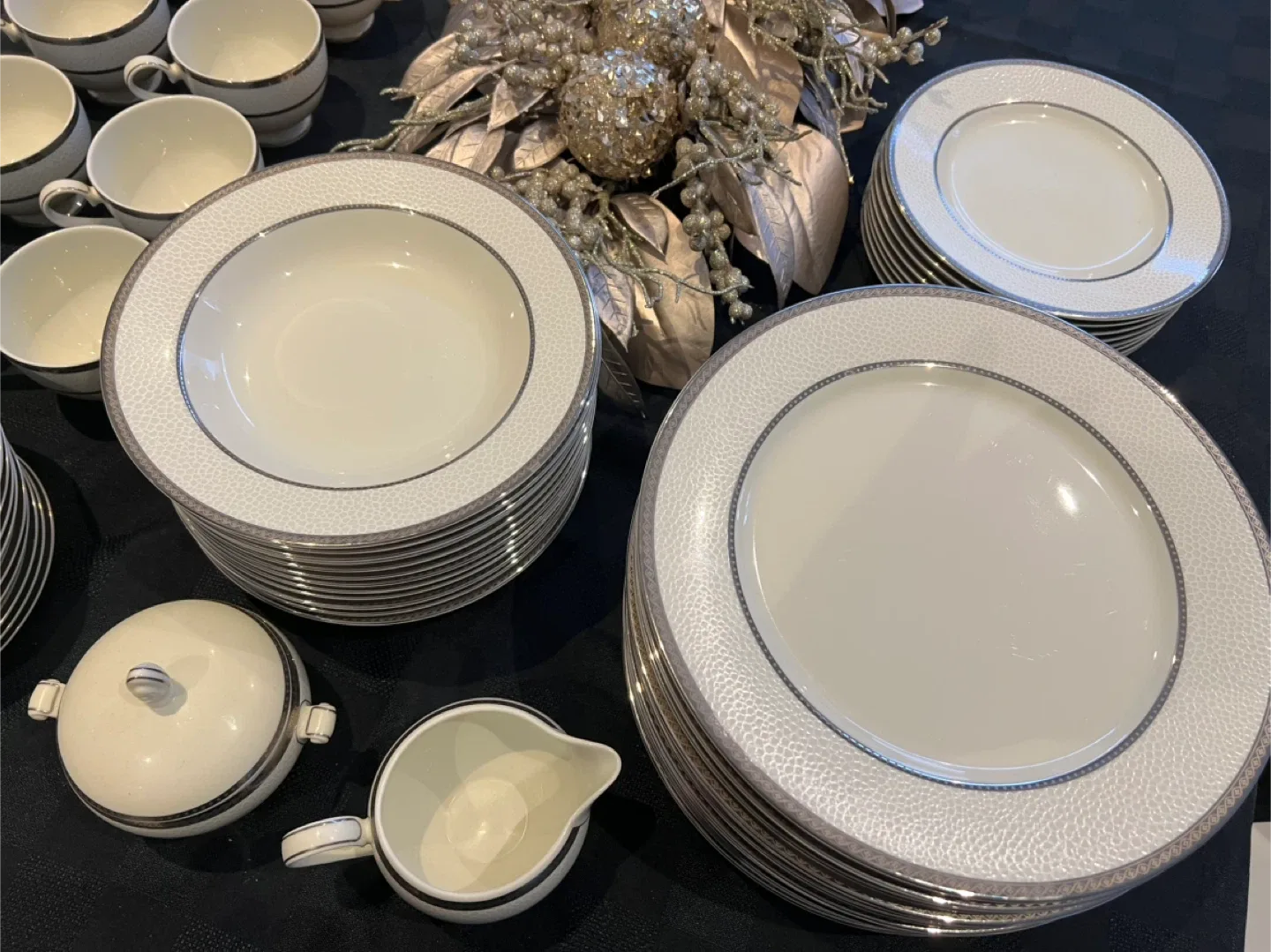 Fine Bone China Dinnerware by Mikasa image indicator(6)