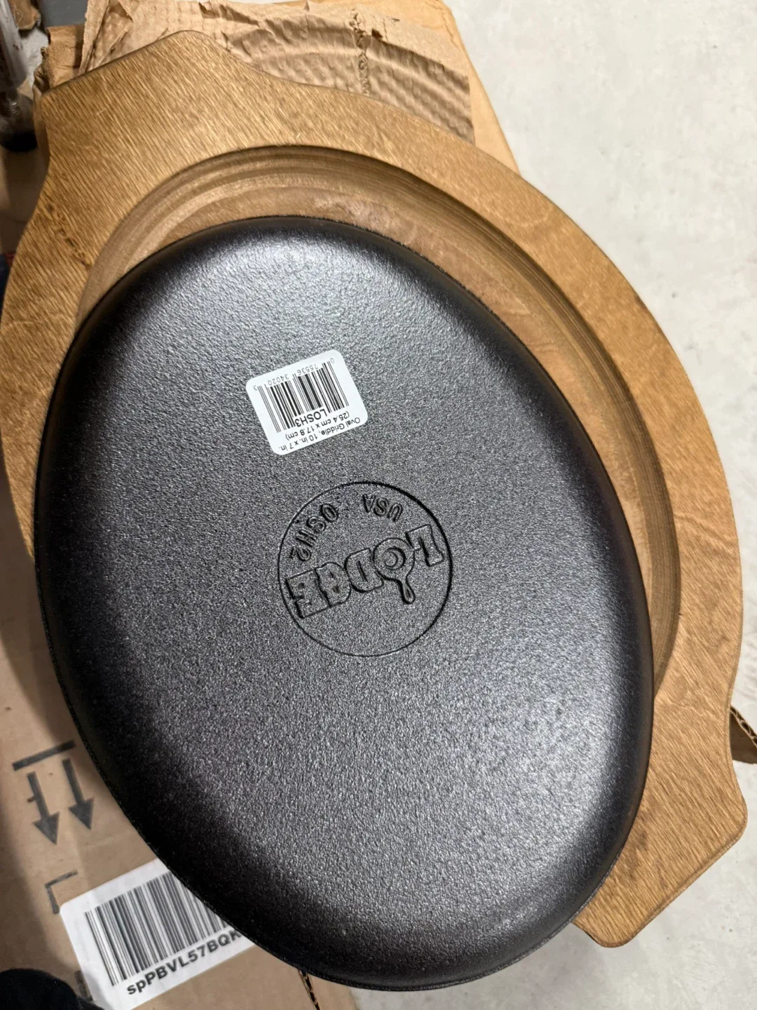 Lodge - 10" Oval Cast Iron Serving Griddle image indicator(2)