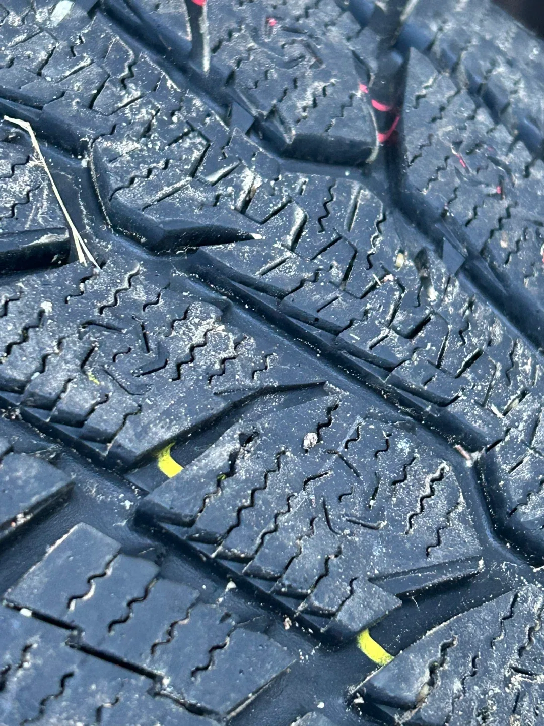 Envy Rims with Observe GSI-6 Winter Tires 255/70R18 image indicator(4)