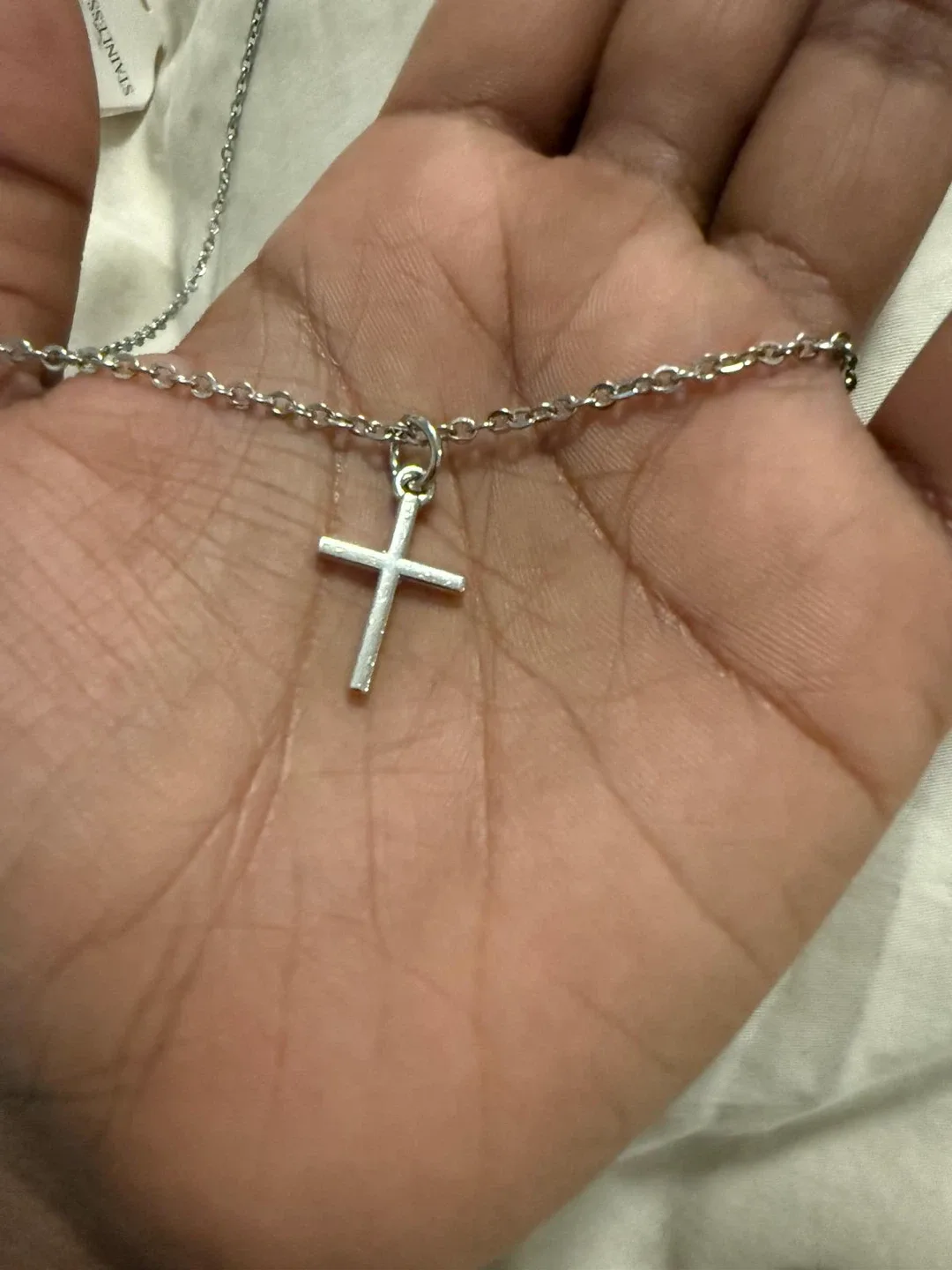 Cross Pendant Necklace image indicator(5)