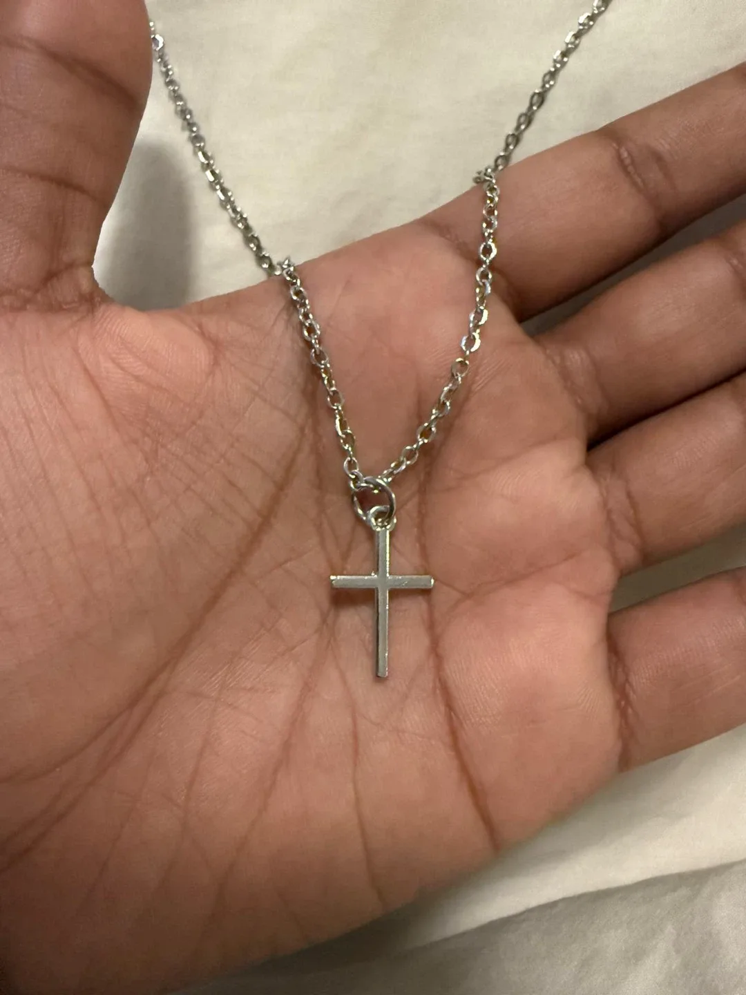 Cross Pendant Necklace image indicator(4)