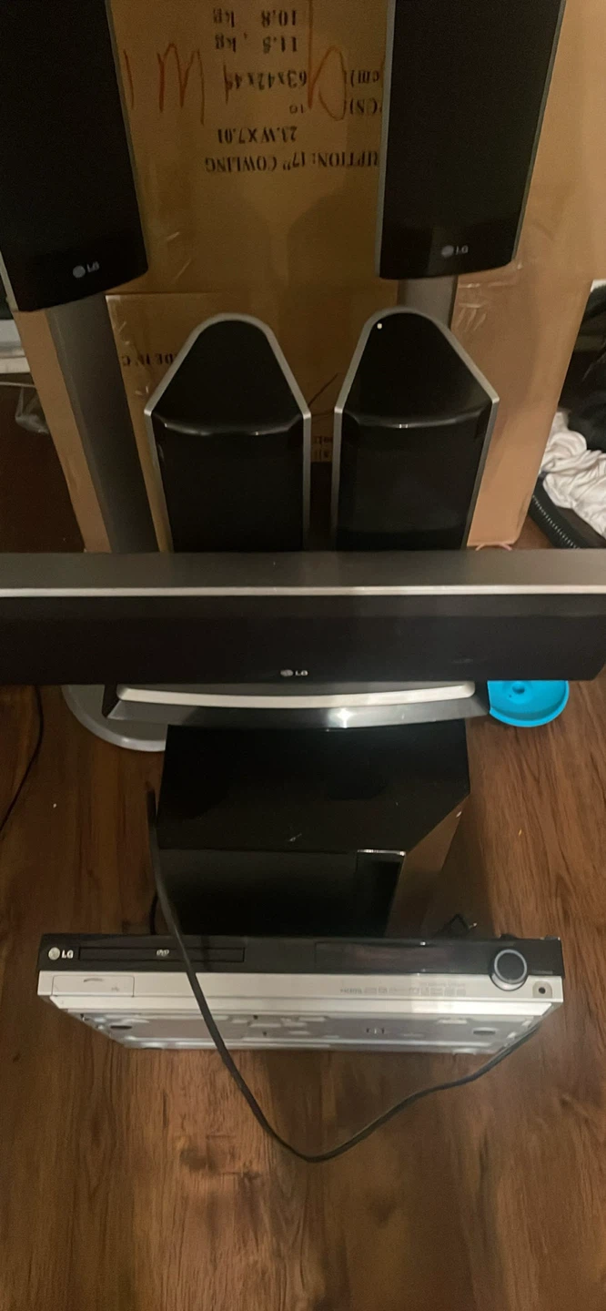 LG Home Theatre System - photo 3