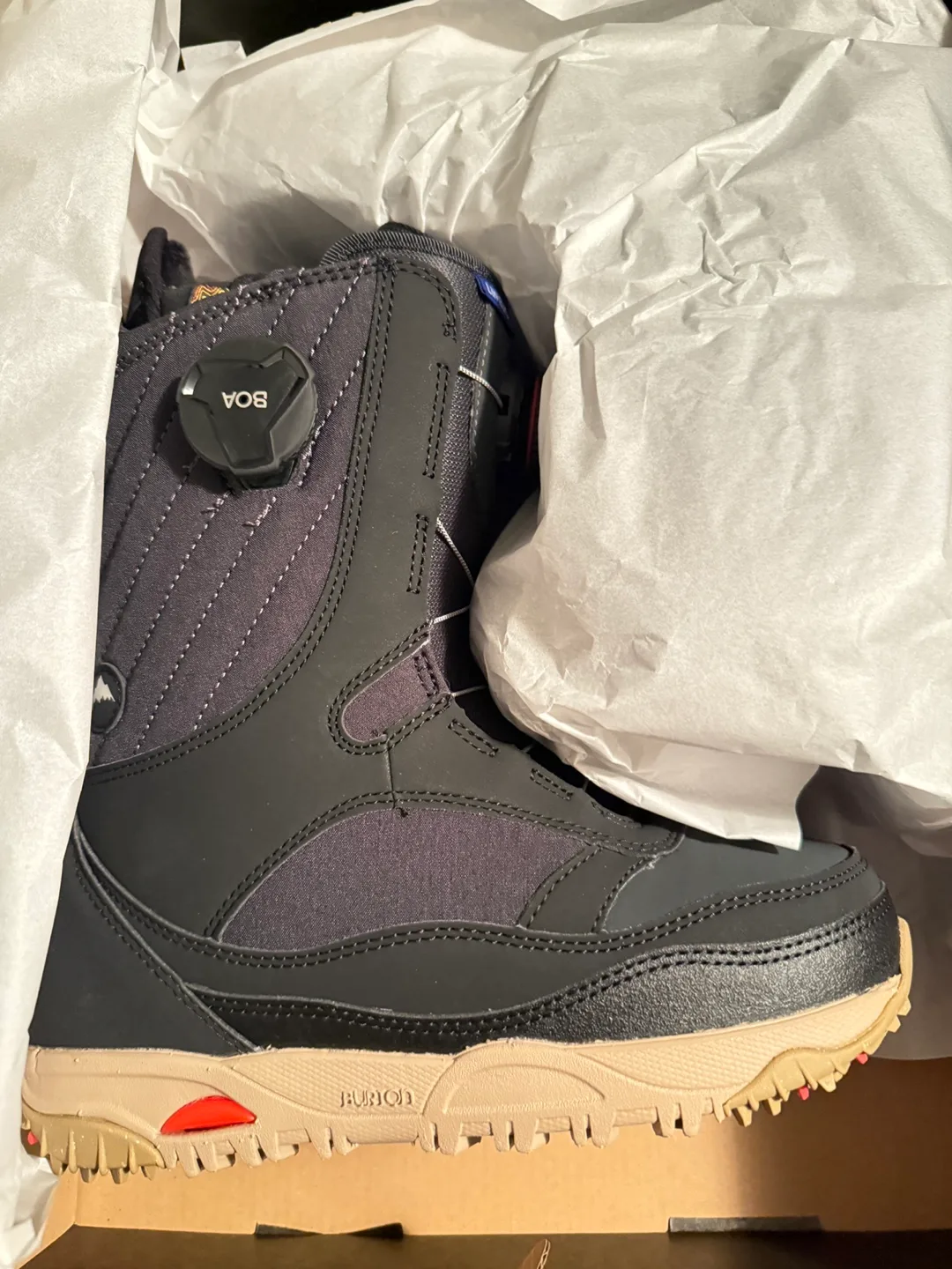 Brand new Burton Women's Limelight Wide BOA Snowboard Boot