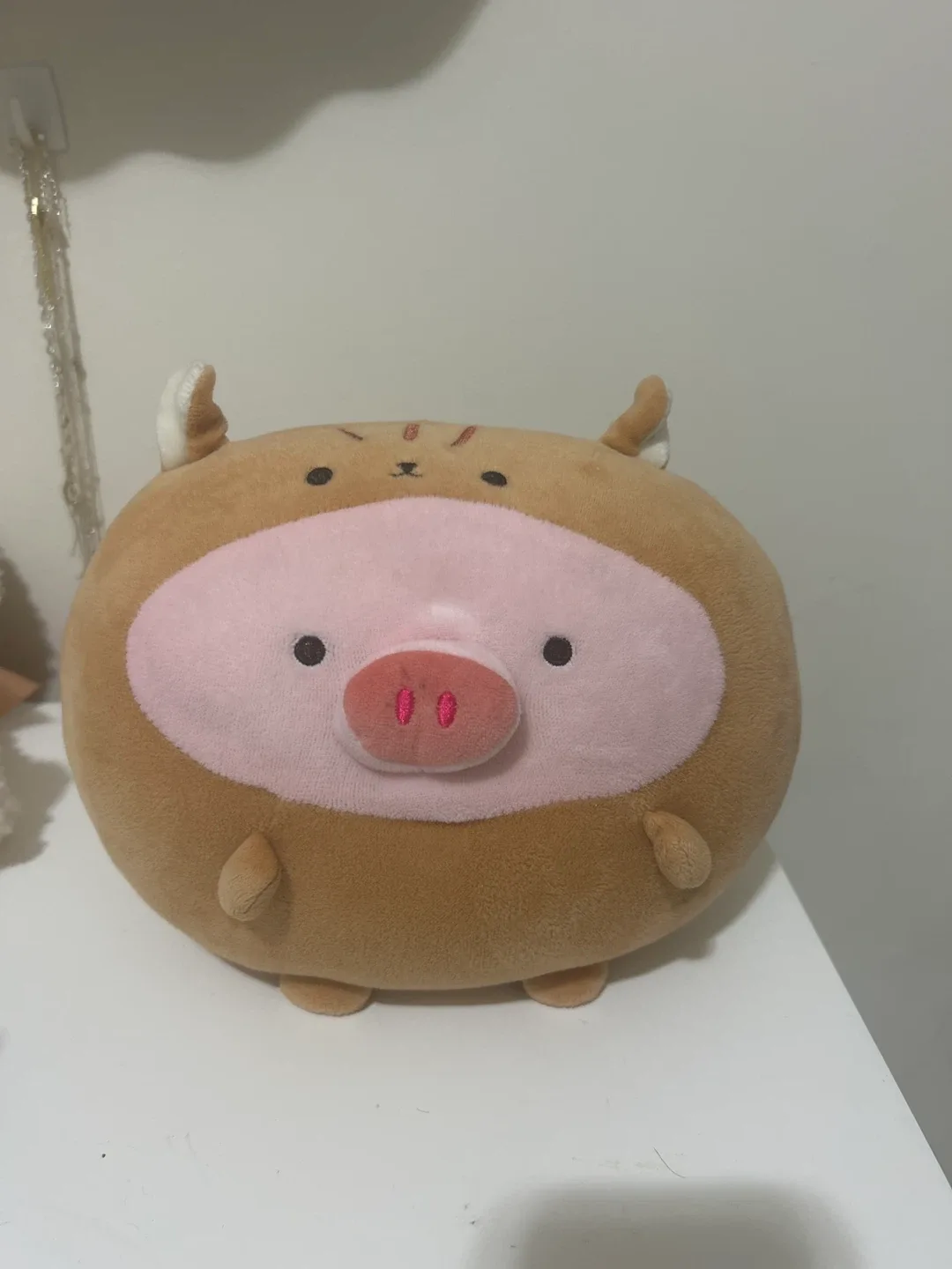 Cute Pig Plushie