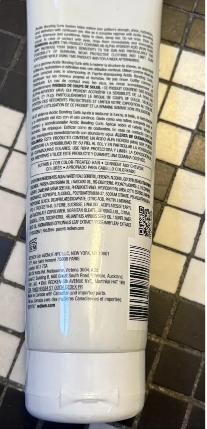 New Redken Acidic Bonding Curls Leave-In Treatment image indicator(7)