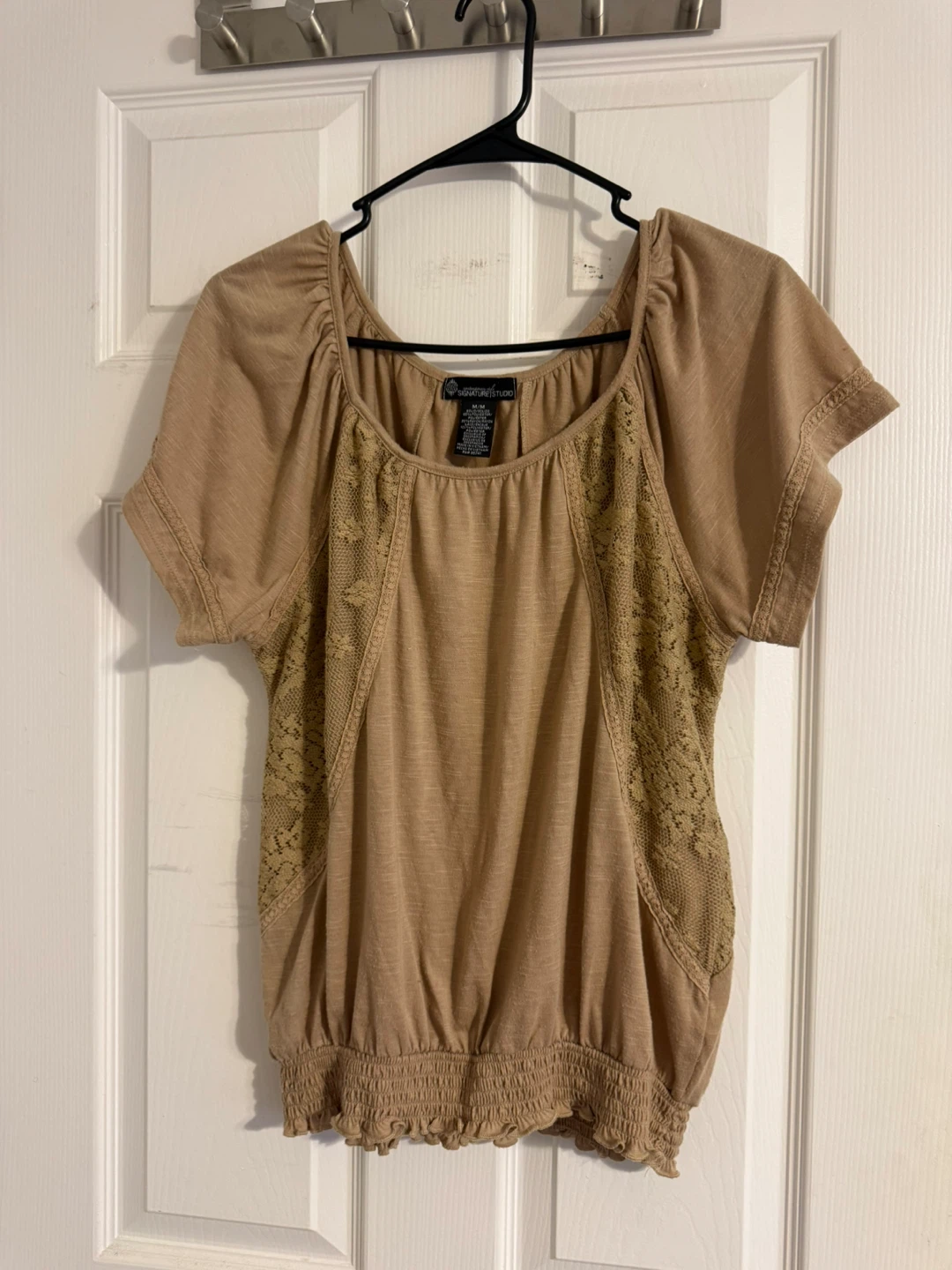 Signature Studio Lace Top - Size M/M