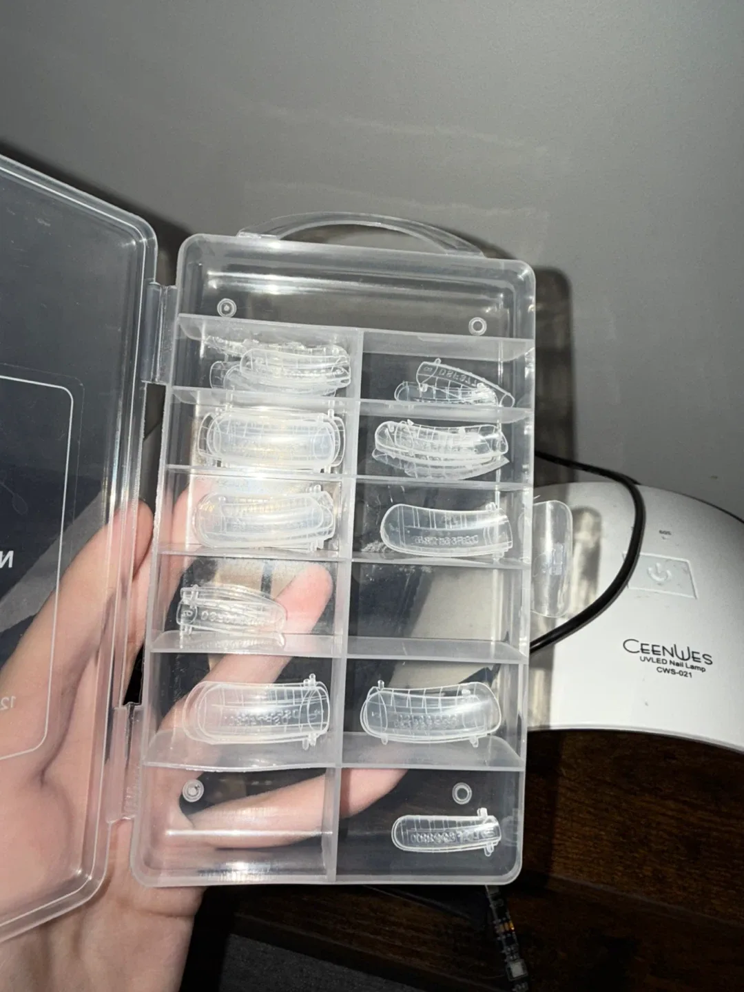 Nail Drill, Gel Polish & UV Lamp Set image indicator(2)