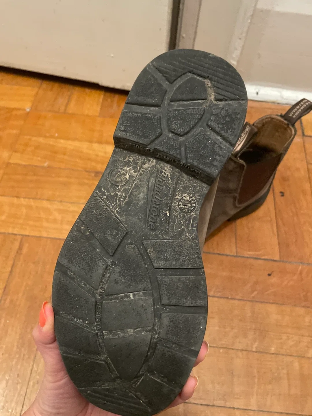 Blundstone Brown Leather Boots image indicator(2)