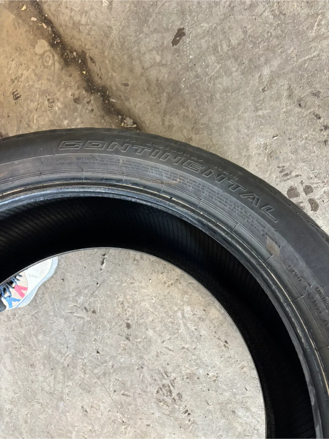 Continental Tire - 245/50R20 image indicator(3)