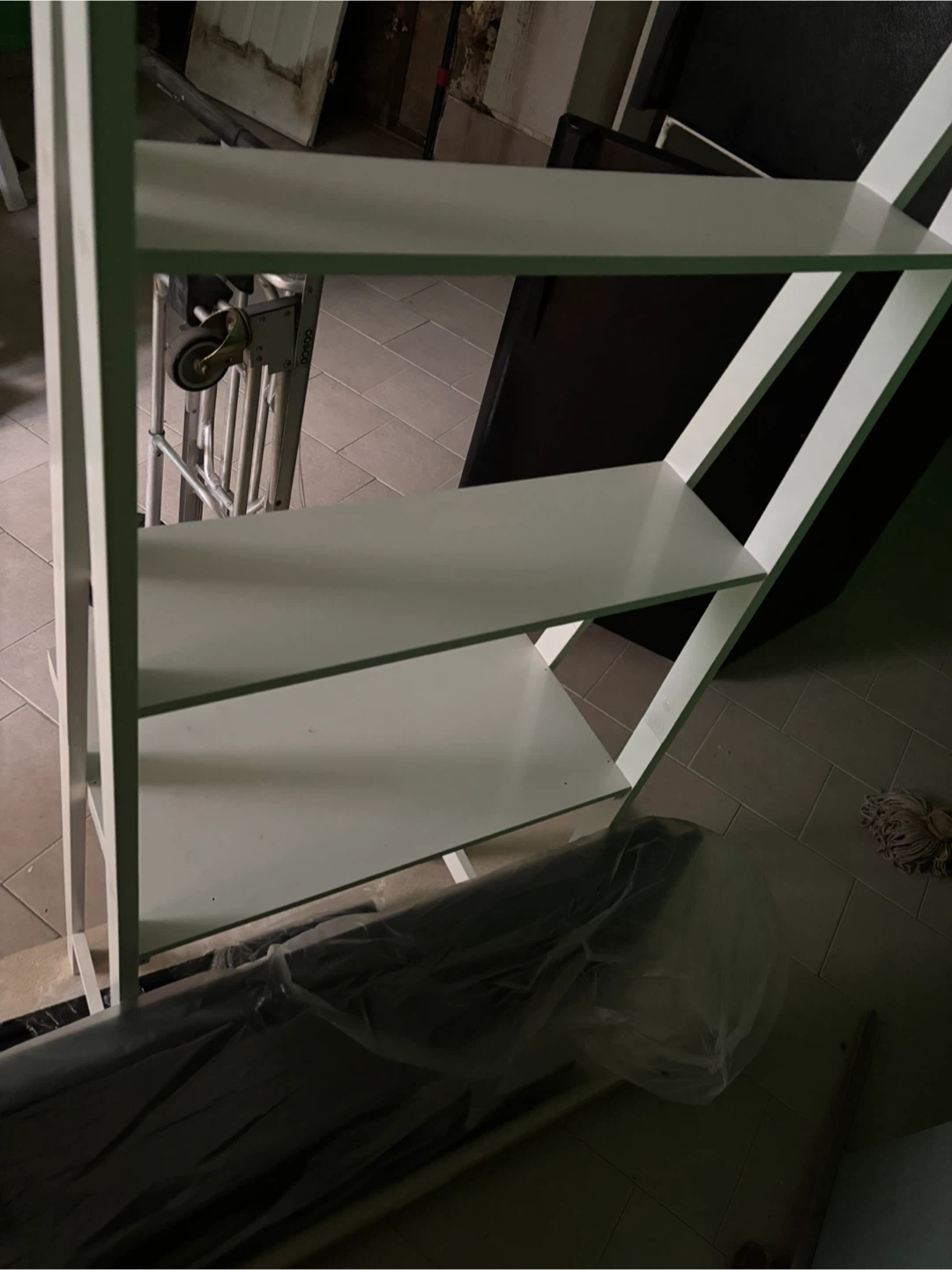 White Ladder Shelf - photo 2