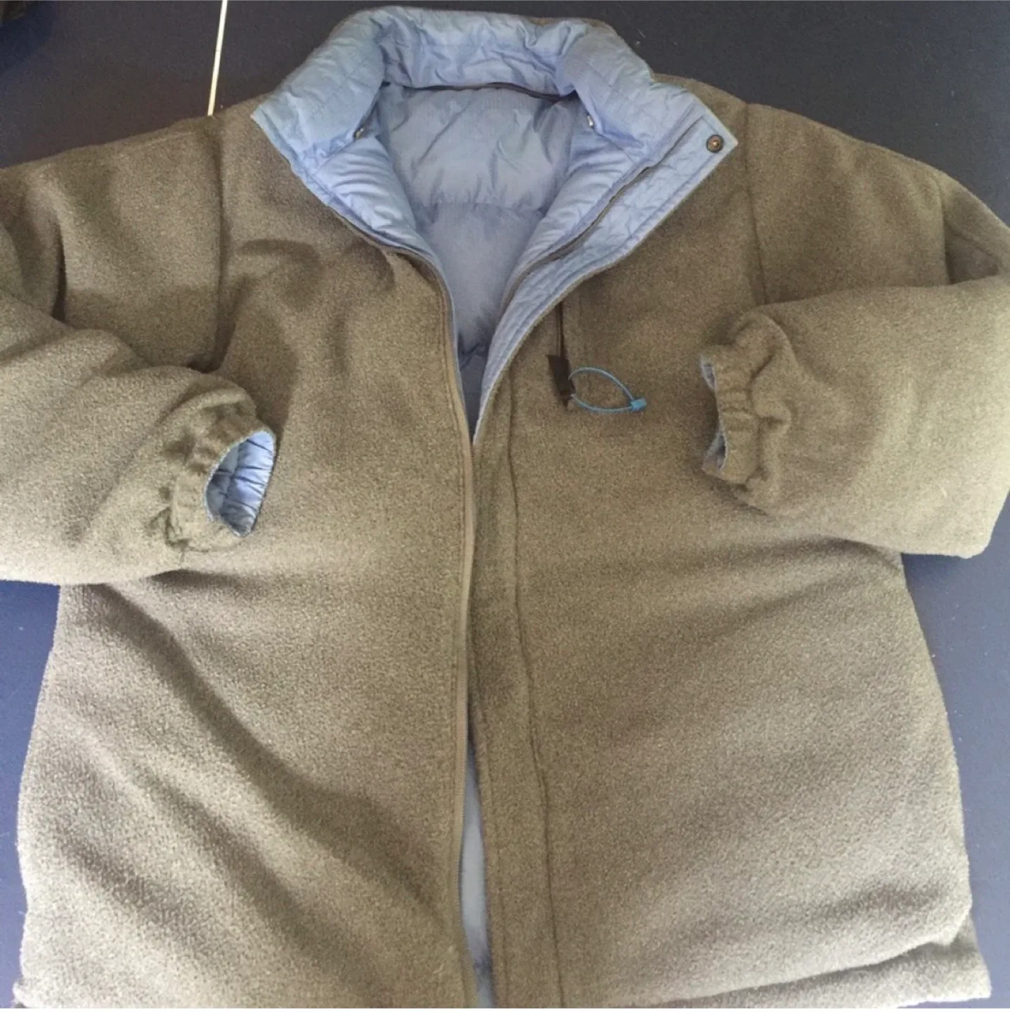 Lands' End Reversible Puffer Jacket - Size L (14-16) image indicator(2)